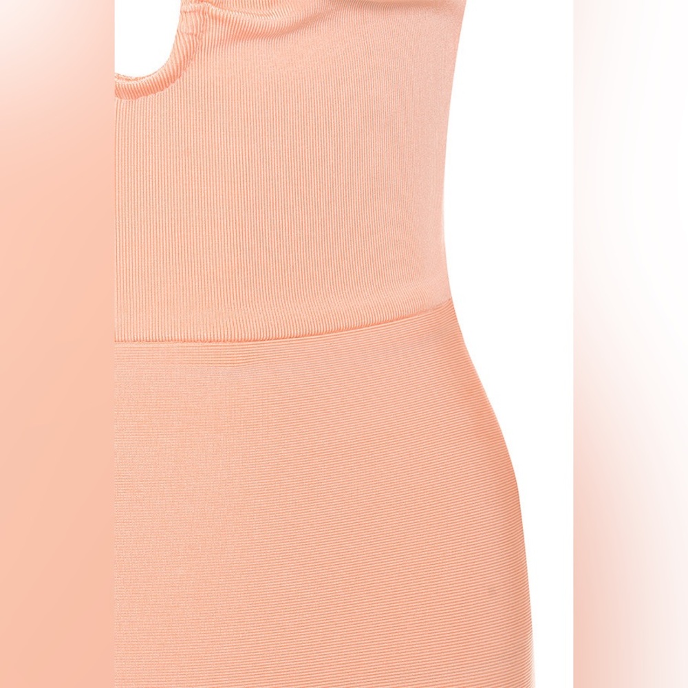 🆕HOUSE OF CB Celia Peach Wire Bandage Dress - Picture 5 of 6